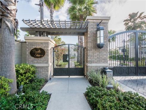 8255 Kendall Drive, Huntington Beach, CA