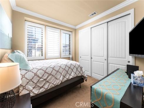 8284 Kendall Drive, Huntington Beach, CA