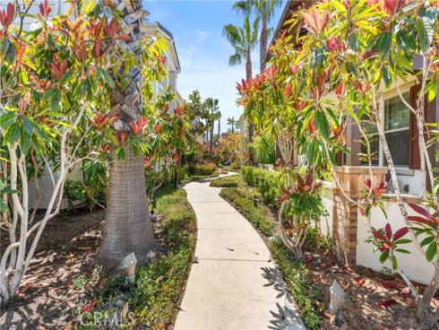 8284 Kendall Drive, Huntington Beach, CA