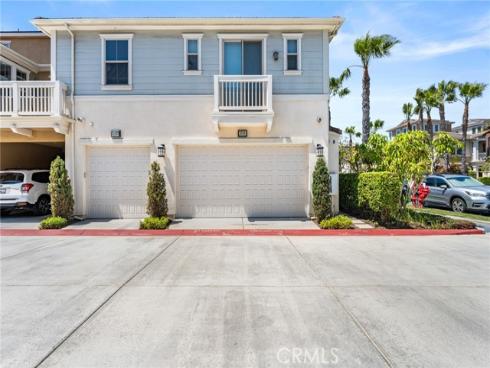 8284 Kendall Drive, Huntington Beach, CA