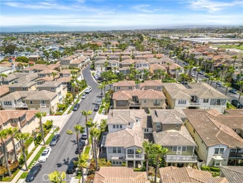 8284 Kendall Drive, Huntington Beach, CA