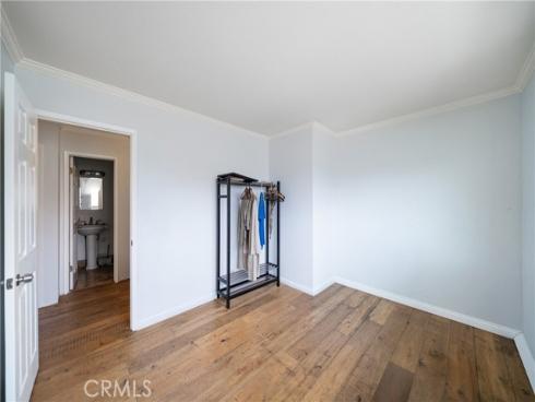 9611 Albacore Dr , Huntington Beach, CA