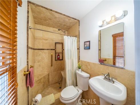 9611 Albacore Dr , Huntington Beach, CA