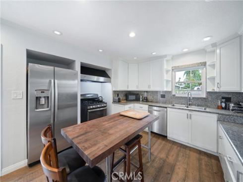 9611 Albacore Dr , Huntington Beach, CA