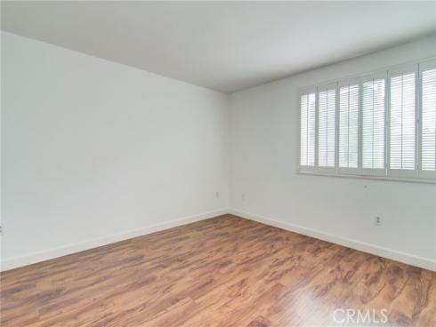 8566 Van Ness 21D Court, Huntington Beach, CA