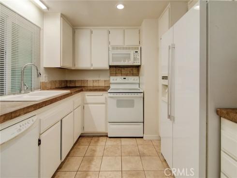 8566 Van Ness 21D Court, Huntington Beach, CA