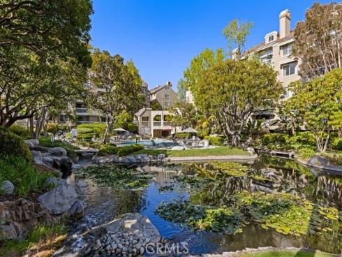 20371 Bluffside B401 Circle, Huntington Beach, CA