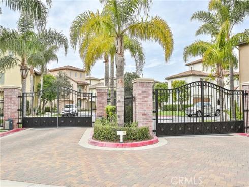 18793 Sinclair Lane, Huntington Beach, CA