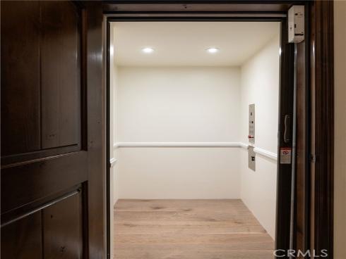 302 3rd Street, Huntington Beach, CA