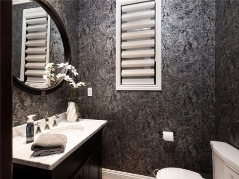 302 3rd Street, Huntington Beach, CA