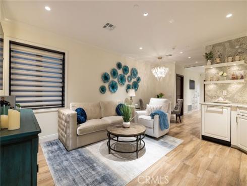 302 3rd Street, Huntington Beach, CA