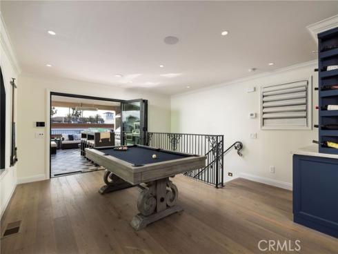 302 3rd Street, Huntington Beach, CA