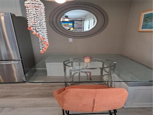 711 Pacific Coast 418 Highway, Huntington Beach, CA