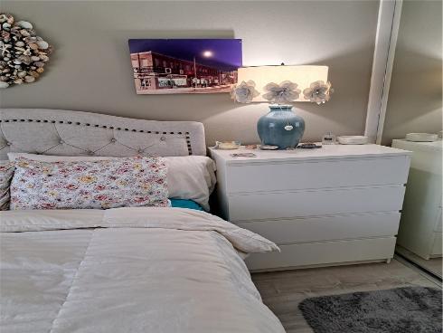 711 Pacific Coast 418 Highway, Huntington Beach, CA