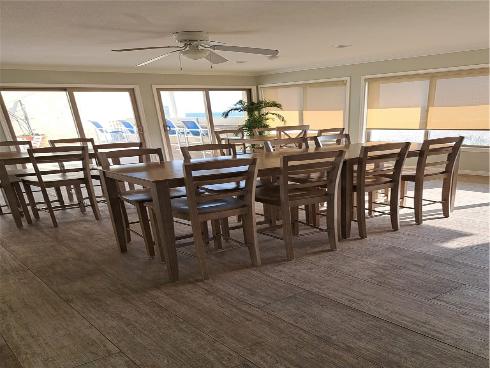 711 Pacific Coast 418 Highway, Huntington Beach, CA