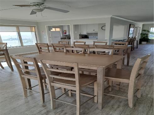 711 Pacific Coast 418 Highway, Huntington Beach, CA