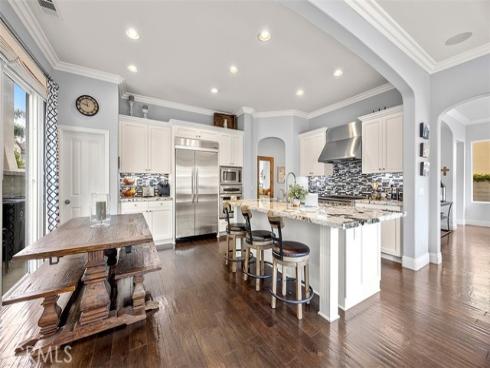 6615 Feather Drive, Huntington Beach, CA