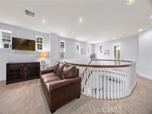 6615 Feather Drive, Huntington Beach, CA