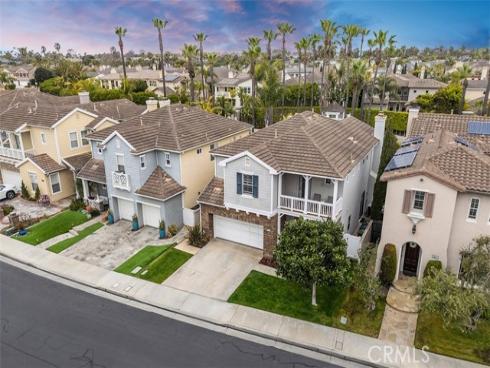 6615 Feather Drive, Huntington Beach, CA
