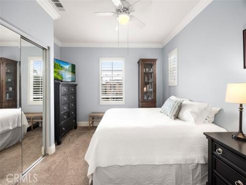 6615 Feather Drive, Huntington Beach, CA