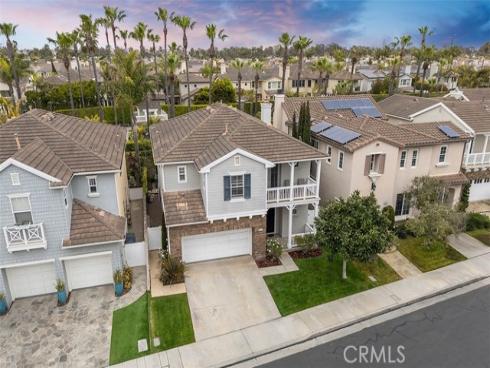 6615 Feather Drive, Huntington Beach, CA