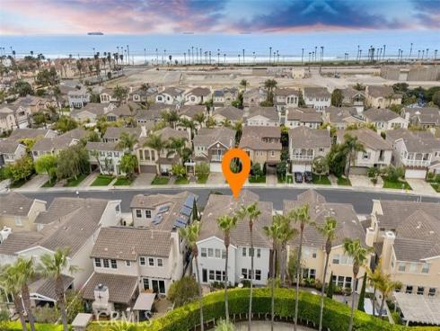 6615 Feather Drive, Huntington Beach, CA