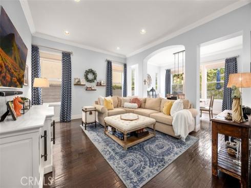 6615 Feather Drive, Huntington Beach, CA