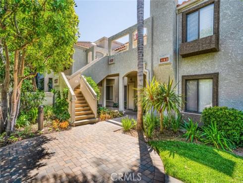 4752 Tiara 103 Drive, Huntington Beach, CA
