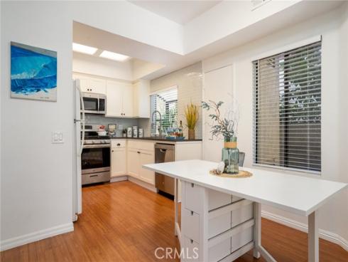 4752 Tiara 103 Drive, Huntington Beach, CA