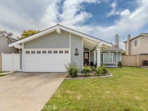 8592 Larkport Drive, Huntington Beach, CA