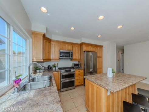 8592 Larkport Drive, Huntington Beach, CA