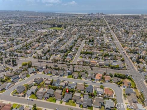 8592 Larkport Drive, Huntington Beach, CA