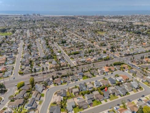 8592 Larkport Drive, Huntington Beach, CA