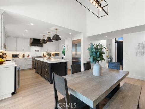 19582 Summer Breeze Lane, Huntington Beach, CA