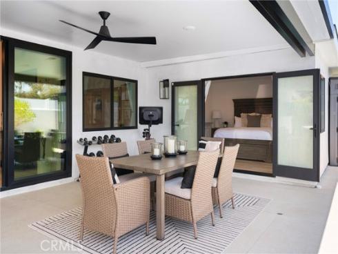 19582 Summer Breeze Lane, Huntington Beach, CA