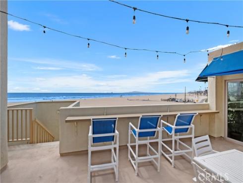 711 Pacific Coast 325 , Huntington Beach, CA