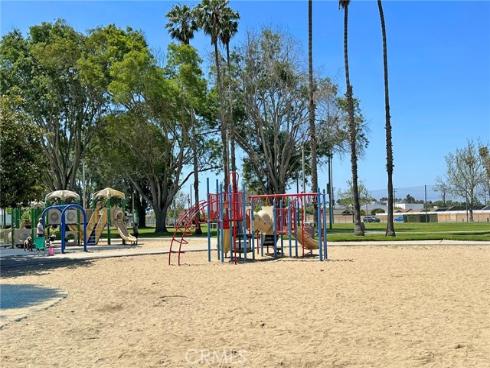 6671 Marilyn Drive, Huntington Beach, CA