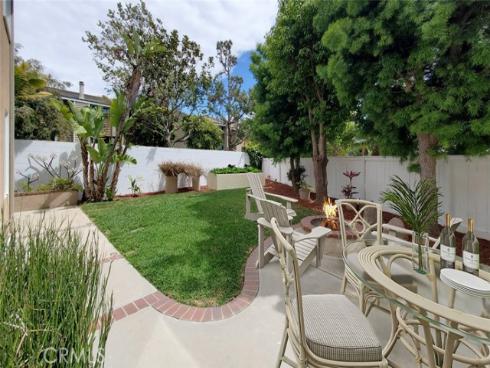 18672 Park Meadow Lane, Huntington Beach, CA