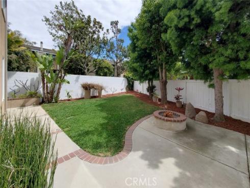 18672 Park Meadow Lane, Huntington Beach, CA