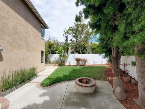 18672 Park Meadow Lane, Huntington Beach, CA