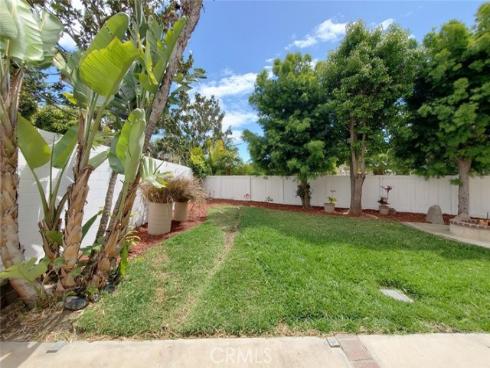 18672 Park Meadow Lane, Huntington Beach, CA