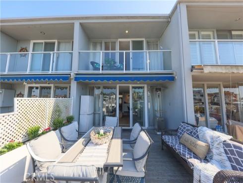 3965 Aladdin Drive, Huntington Beach, CA