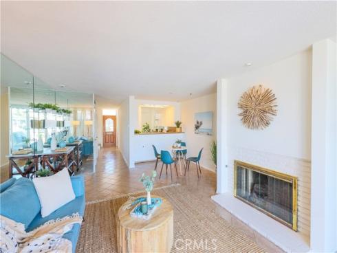 3965 Aladdin Drive, Huntington Beach, CA