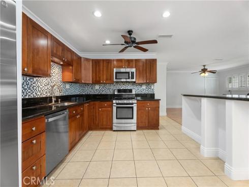 19822 Westwinds Lane, Huntington Beach, CA