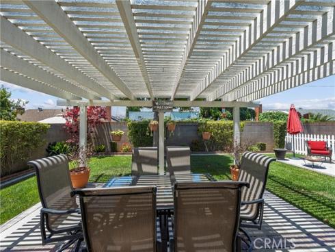 15291 Newcastle Lane, Huntington Beach, CA