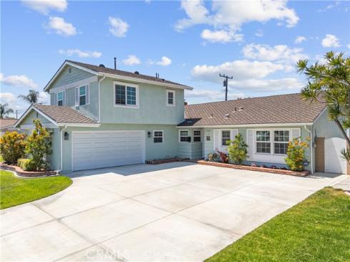 15291 Newcastle Lane, Huntington Beach, CA