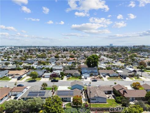 15291 Newcastle Lane, Huntington Beach, CA