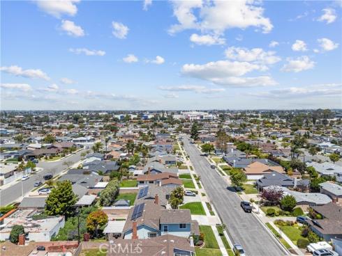 15291 Newcastle Lane, Huntington Beach, CA