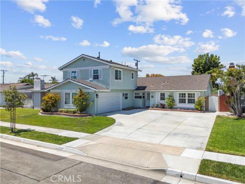 15291 Newcastle Lane, Huntington Beach, CA