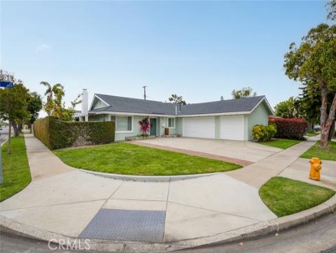 6582  Corrine   Circle, Huntington Beach, CA